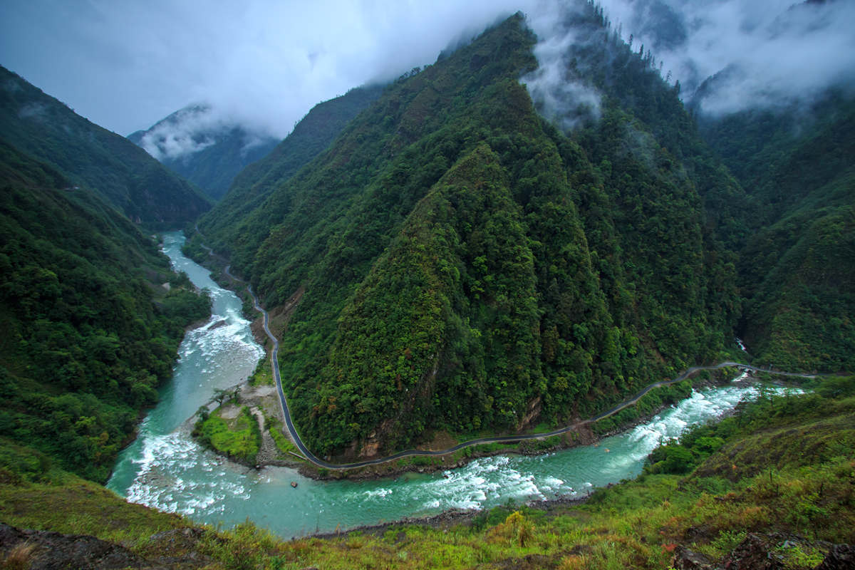 Dulong river gorge